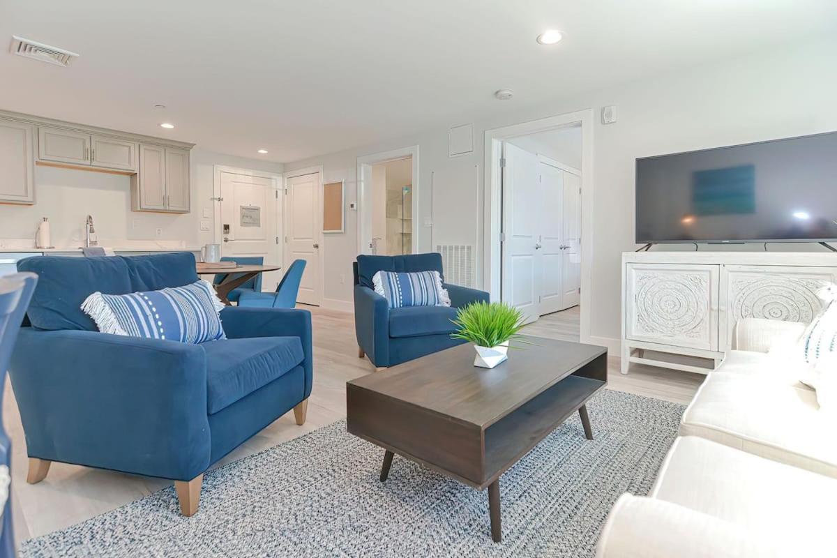Harbourtown Suites On Plymouth Harbor 外观 照片