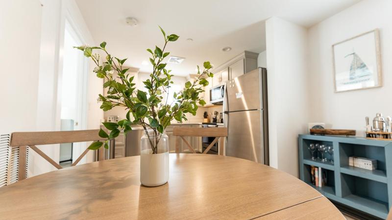 Harbourtown Suites On Plymouth Harbor 外观 照片