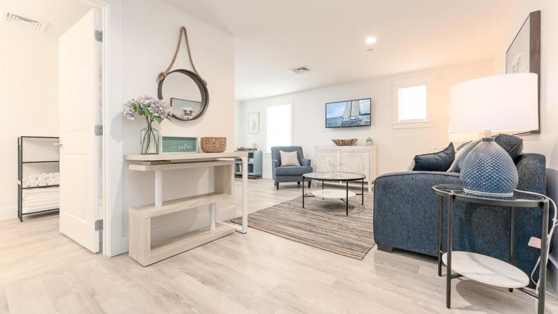 Harbourtown Suites On Plymouth Harbor 外观 照片