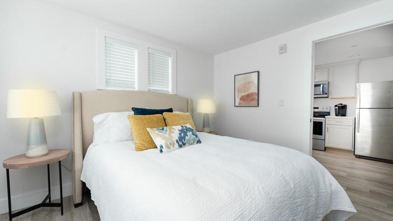 Harbourtown Suites On Plymouth Harbor 外观 照片