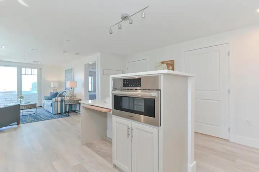 Harbourtown Suites On Plymouth Harbor 外观 照片