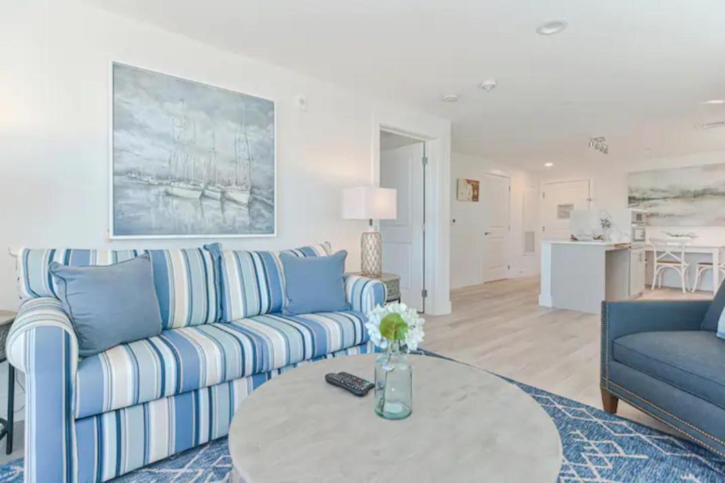 Harbourtown Suites On Plymouth Harbor 外观 照片