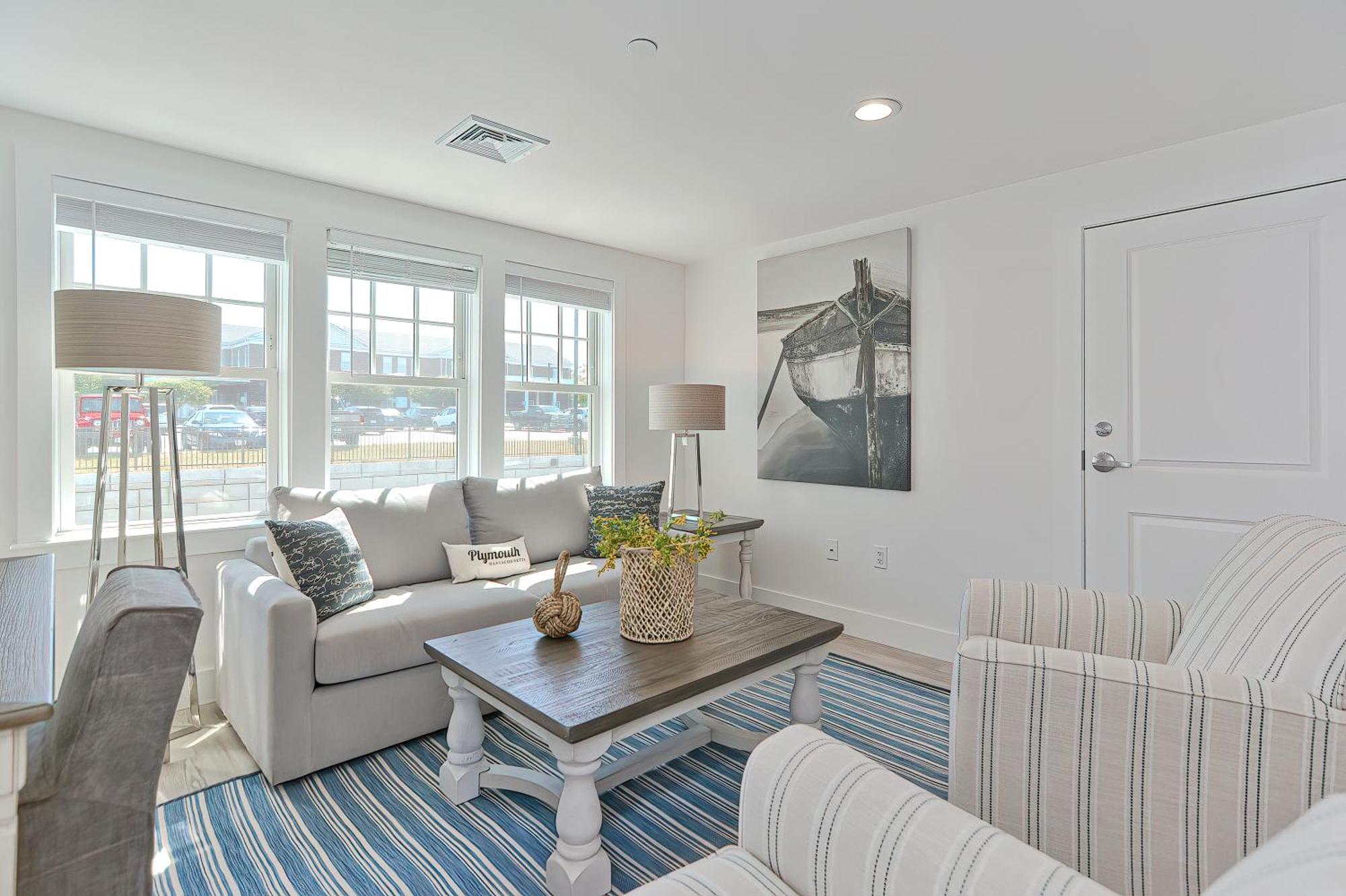Harbourtown Suites On Plymouth Harbor 外观 照片
