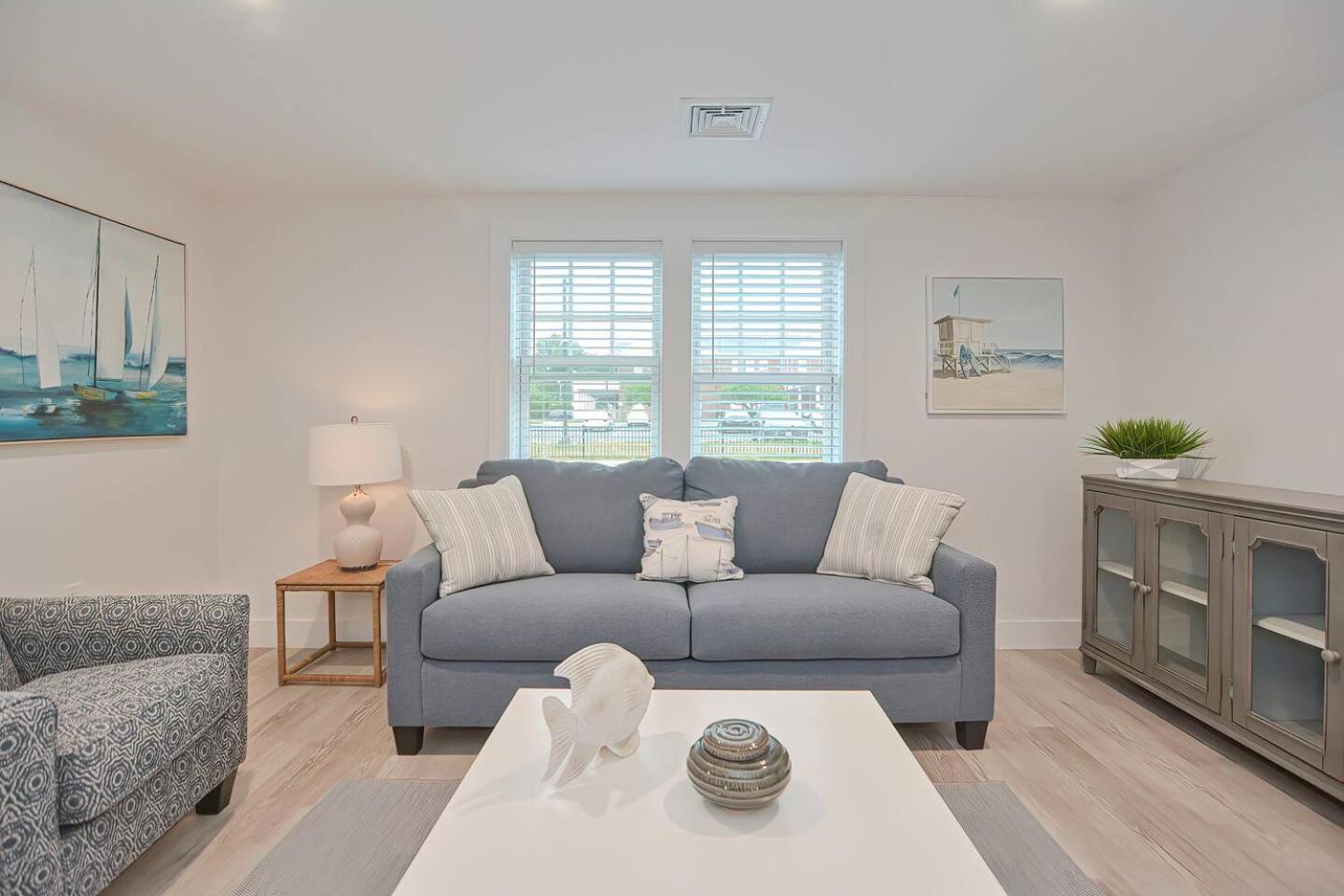 Harbourtown Suites On Plymouth Harbor 外观 照片